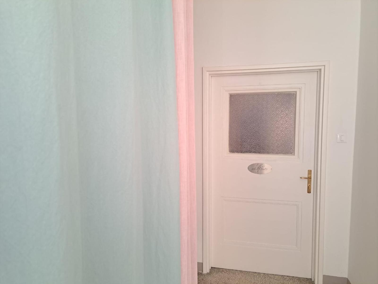 Apartment Wildflower In Privatvilla Im Herzen Merans Extérieur photo