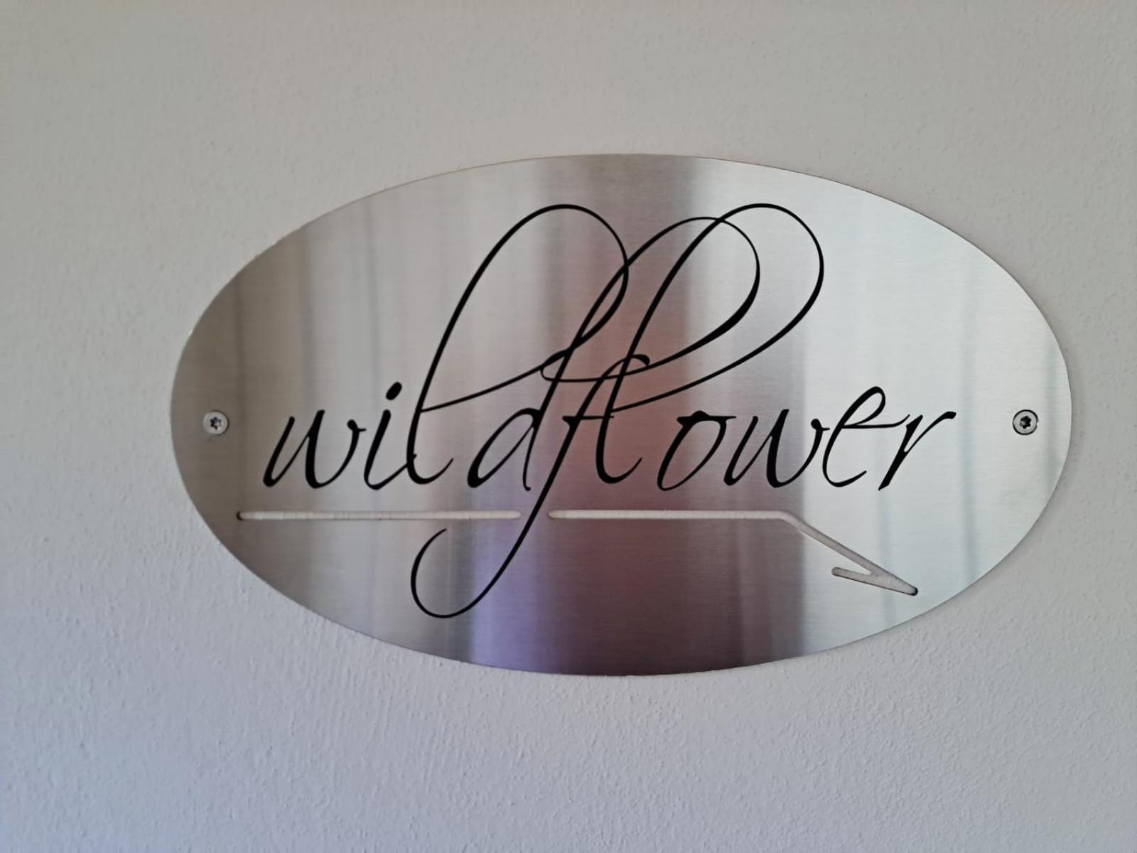 Apartment Wildflower In Privatvilla Im Herzen Merans Extérieur photo