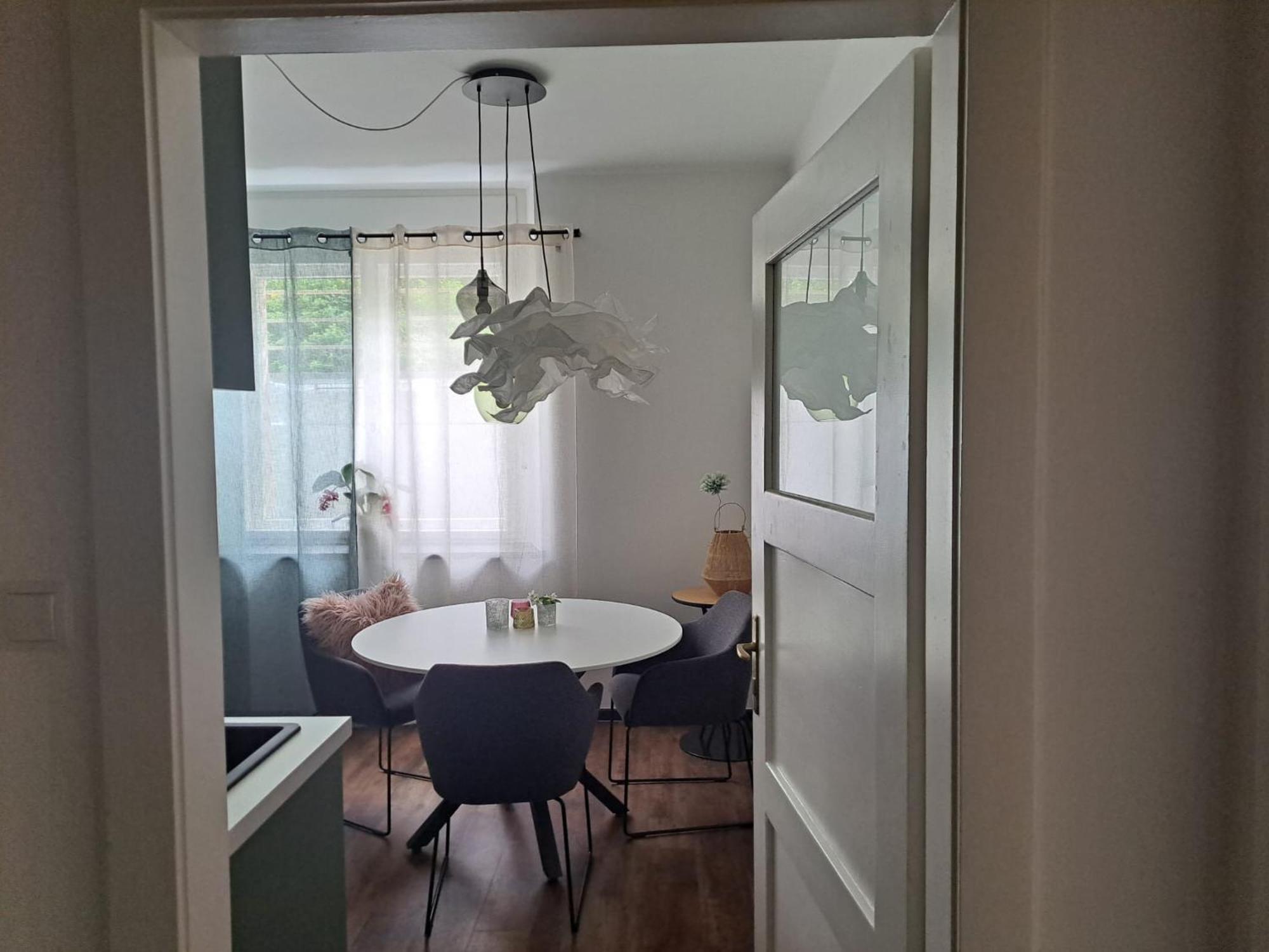 Apartment Wildflower In Privatvilla Im Herzen Merans Extérieur photo